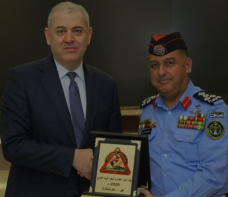 مديرية الأمن العام تكرّم 